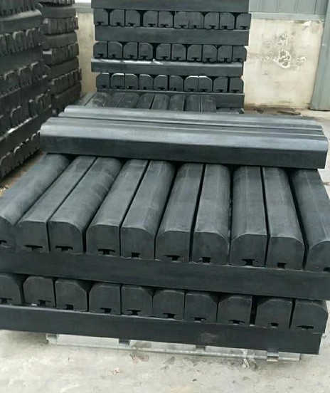 橡膠襯板 橡膠襯板